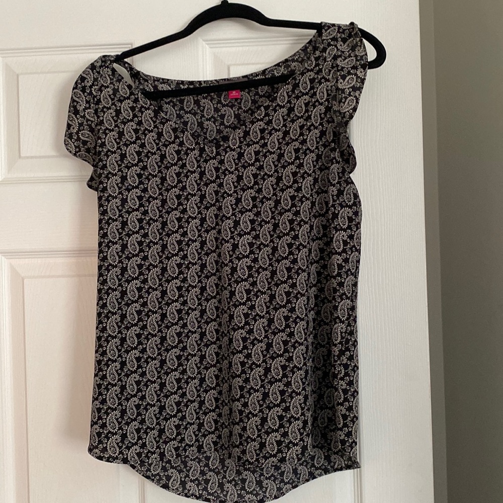 Vince Camuto paisley blouse